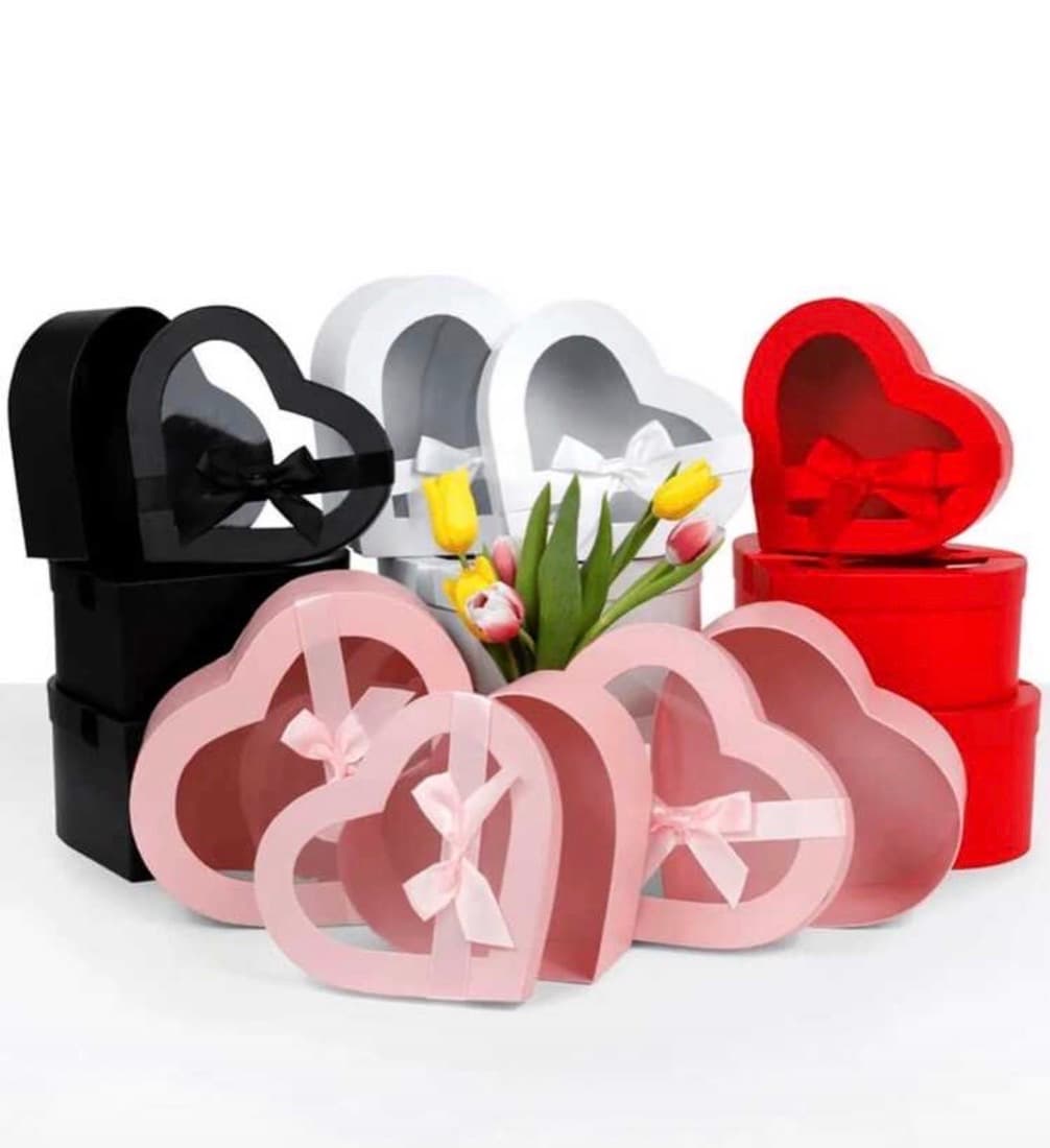Heart shape rose boxes